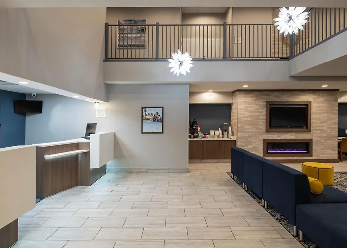 Baymont By Wyndham White Plains - Elmsford